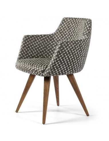 149-39 Armchair Gyllos