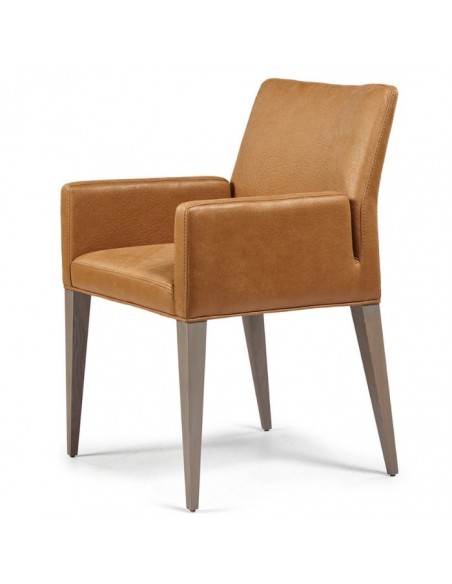 155-01 Armchair Gyllos