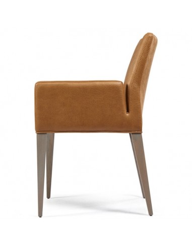 155-01 Armchair Gyllos