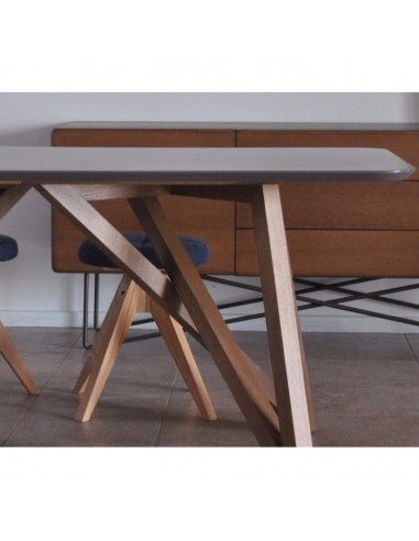 AEOLUS Table Takas art in house