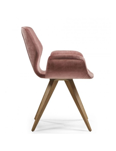 262-39 Armchair Gyllos