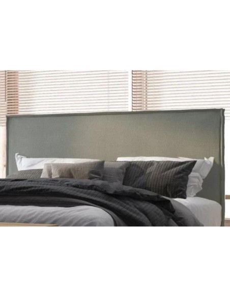 SIENNA STUDENT Bed Media Strom