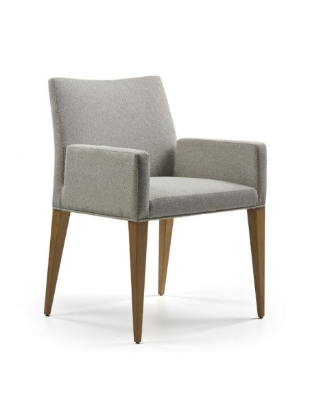 155-01 Armchair Gyllos