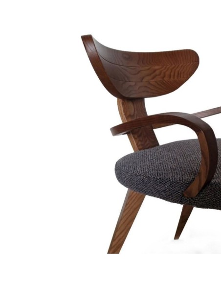 221-01 Armchair Gyllos