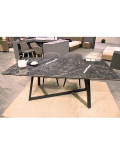 JANE Dining Table Takas art in house