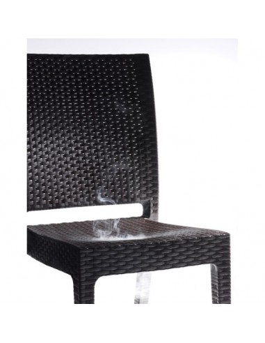 DEFENCE Chair Avant Garde