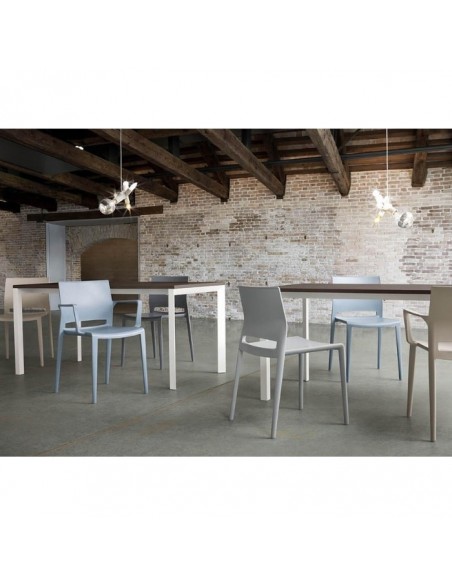 BAKHITA Armchair Avant Garde