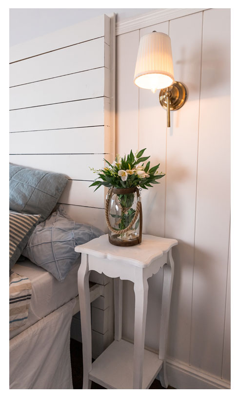 Τραπεζάκια αντί για κομοδίνα | Πρωτότυπα κομοδίνα | Artline Έπιπλα Άργος